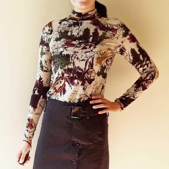 SOLD! Etro forest hunting scene turtleneck, dogs - Picture 7 of 7